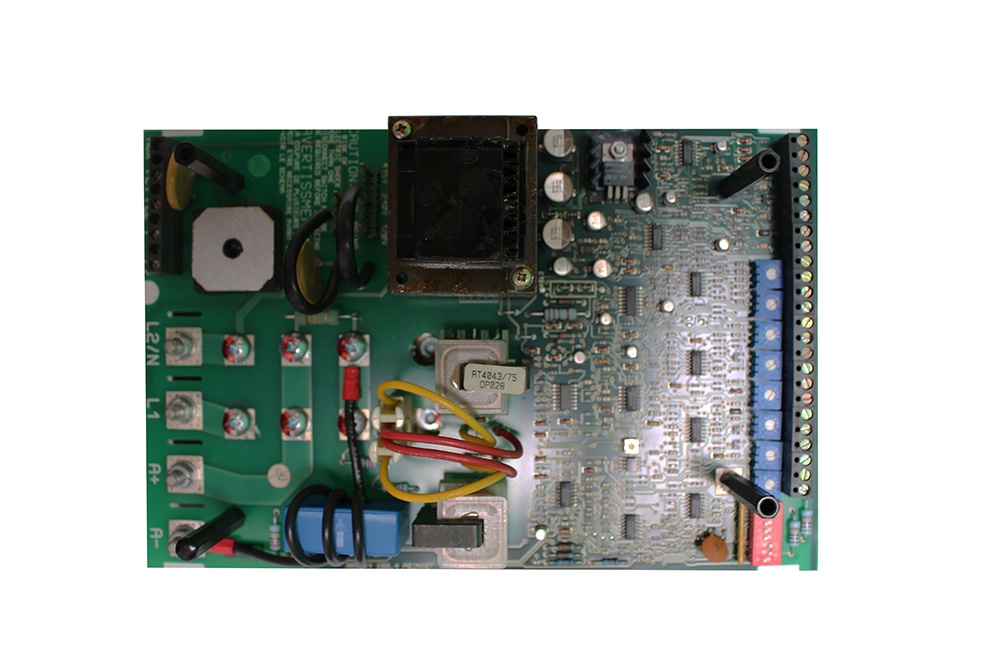 https://www.sdsdrives.com/app/uploads/product-images/002-spare-parts-for-drives/011-power-boards/ah389041t001-1_01.jpg